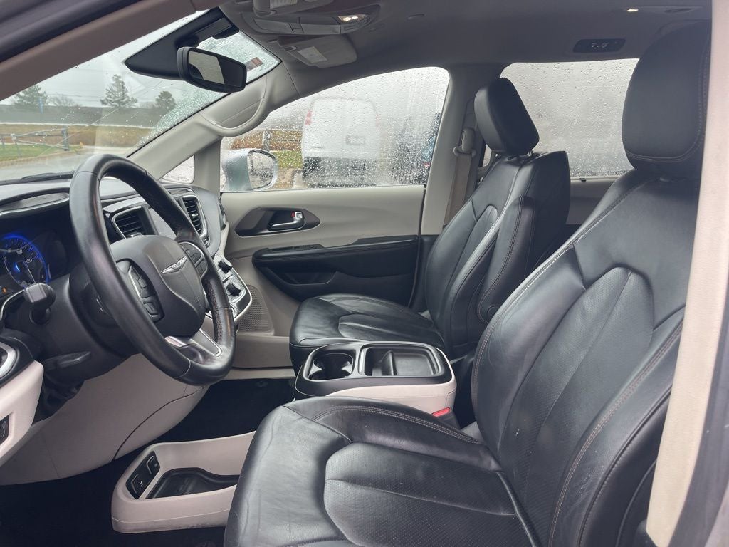 2020 Chrysler Pacifica Touring L