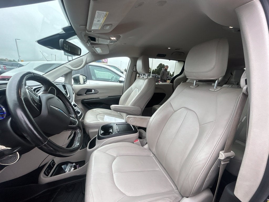 2021 Chrysler Pacifica Hybrid Touring L