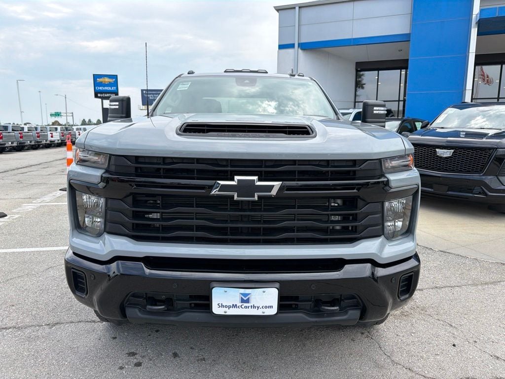 2025 Chevrolet Silverado 2500HD Custom
