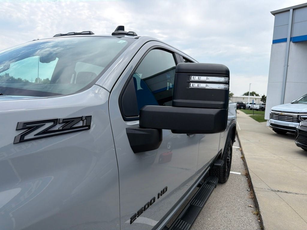 2025 Chevrolet Silverado 2500HD Custom