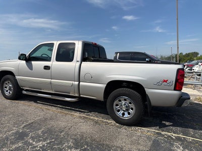 2005 Chevrolet Silverado 1500 LS