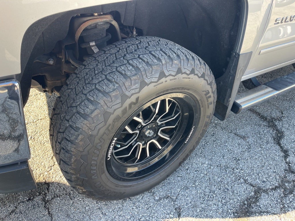 2018 Chevrolet Silverado 1500 LT LT1