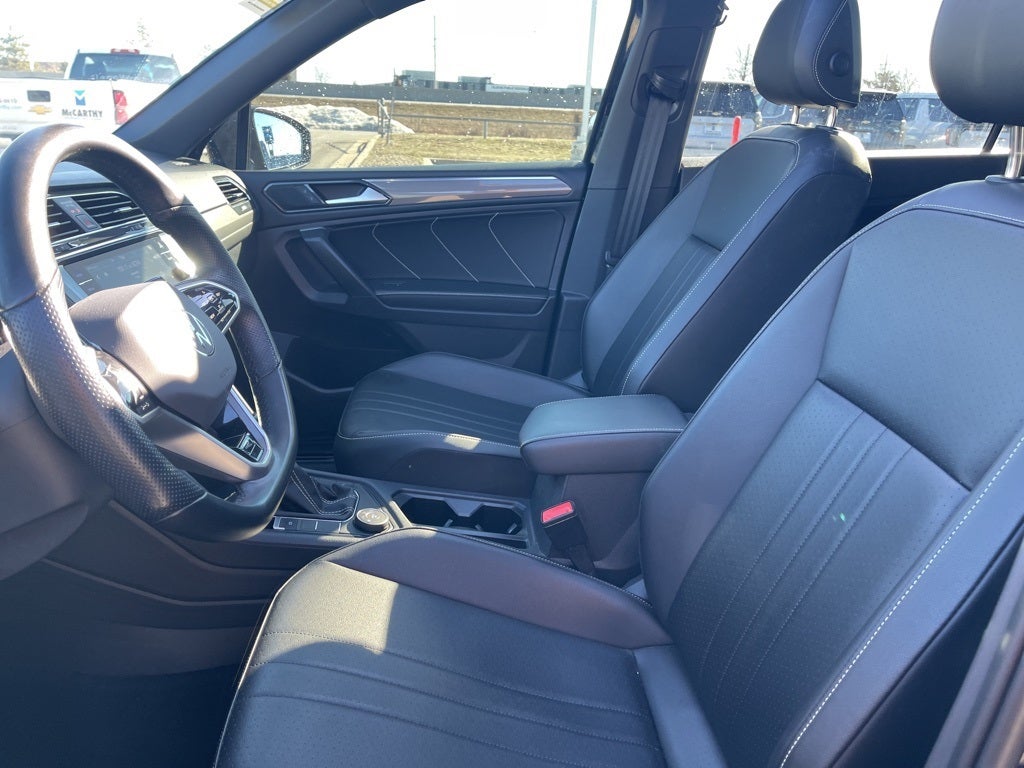 2022 Volkswagen Tiguan 2.0T SE R-Line Black