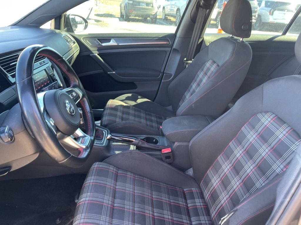 2019 Volkswagen Golf GTI 2.0T S