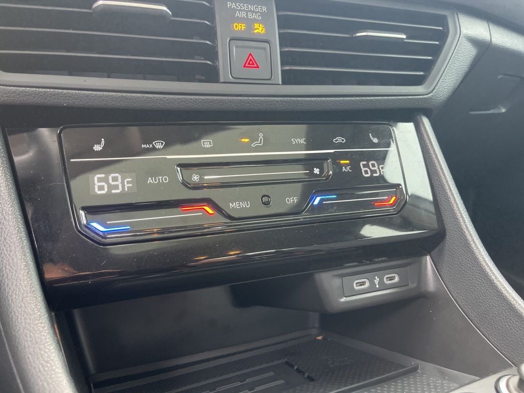 2025 Volkswagen Jetta 1.5T SE