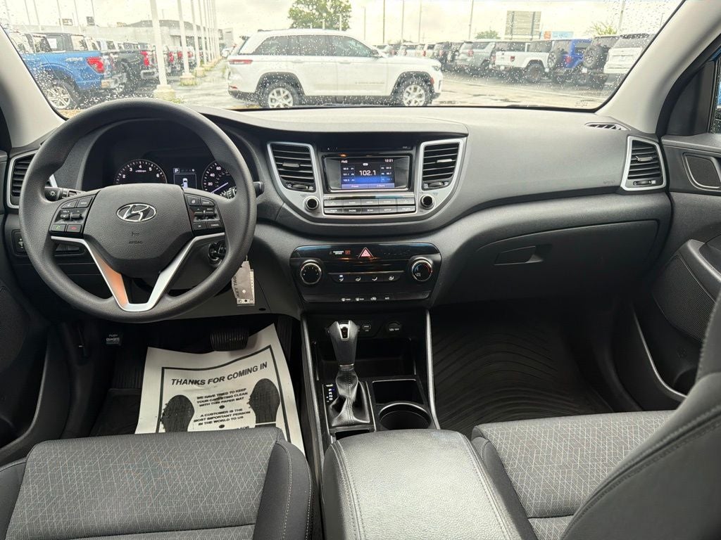 2016 Hyundai TUCSON SE