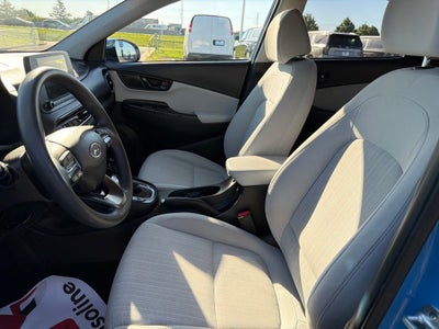 2022 Hyundai KONA SEL