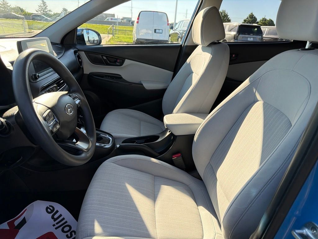 2022 Hyundai KONA SEL
