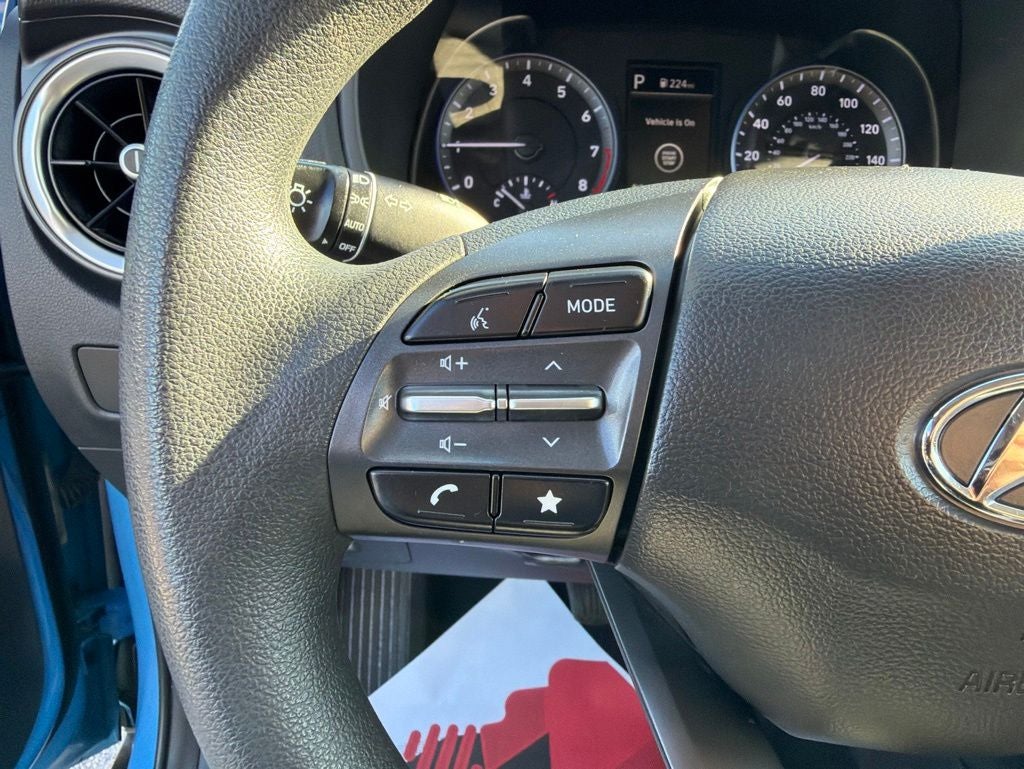 2022 Hyundai KONA SEL
