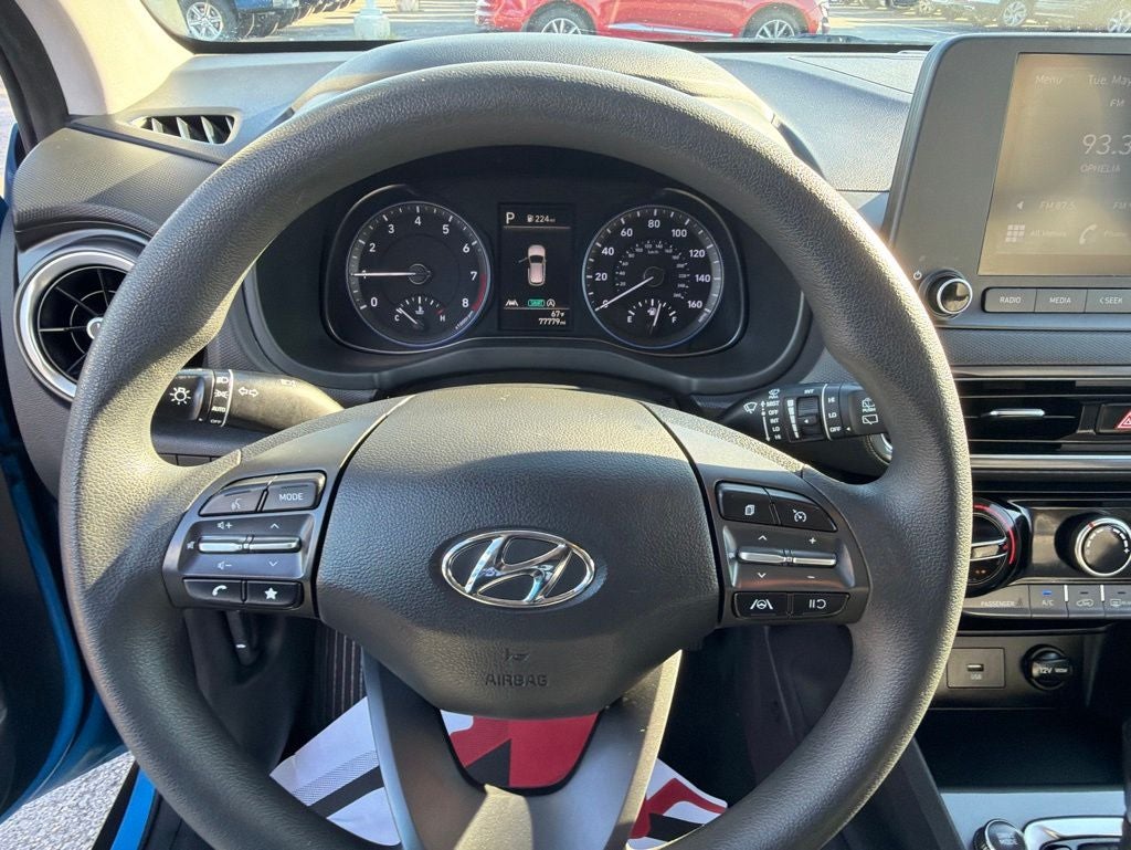 2022 Hyundai KONA SEL