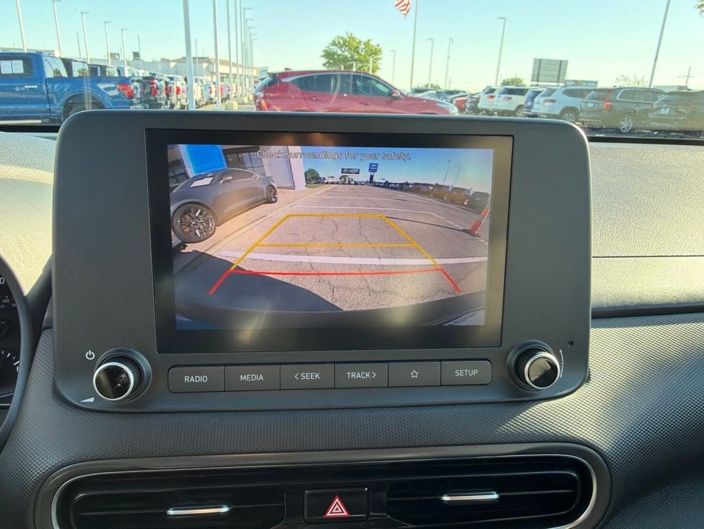 2022 Hyundai KONA SEL