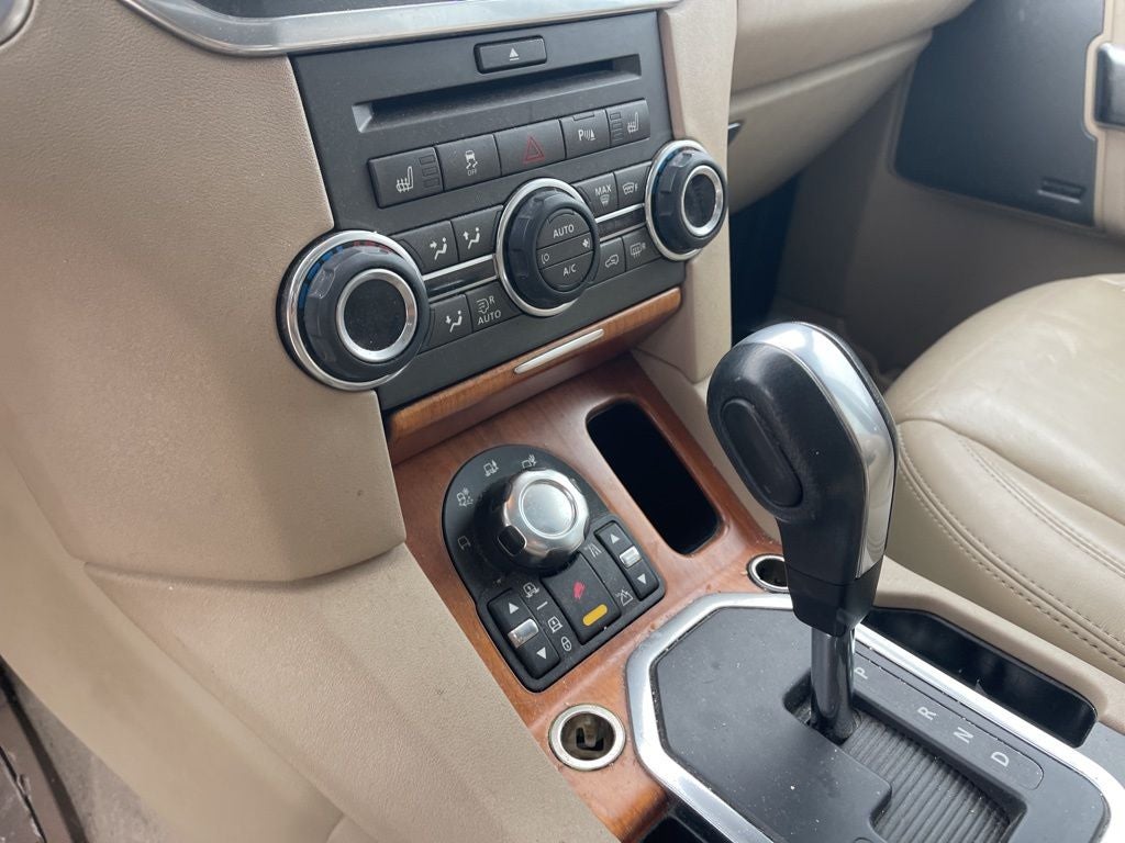 2011 Land Rover LR4 V8
