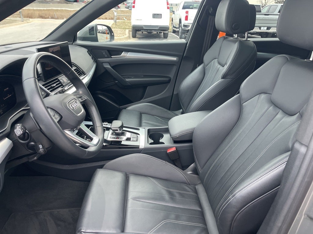 2025 Audi Q5 45 S line Premium quattro