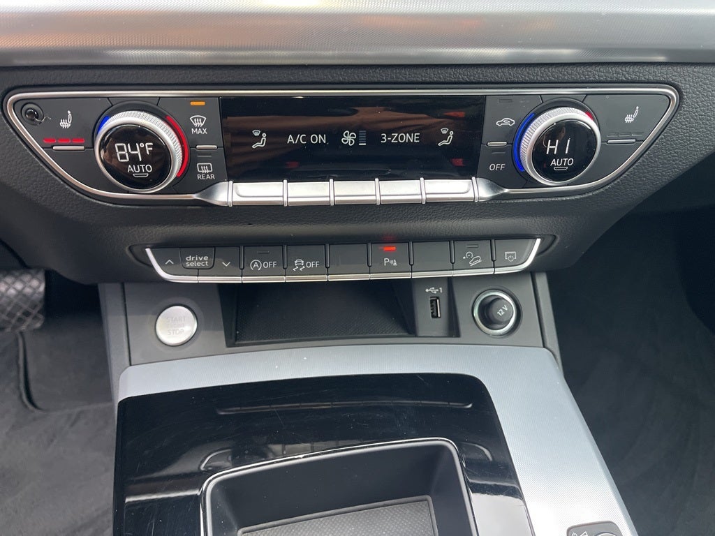 2025 Audi Q5 45 S line Premium quattro