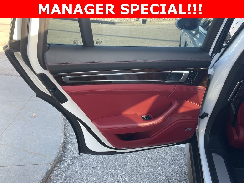 2018 Porsche Panamera Turbo