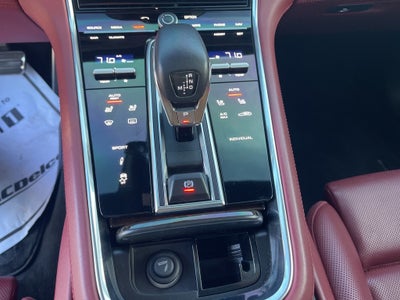 2018 Porsche Panamera Turbo