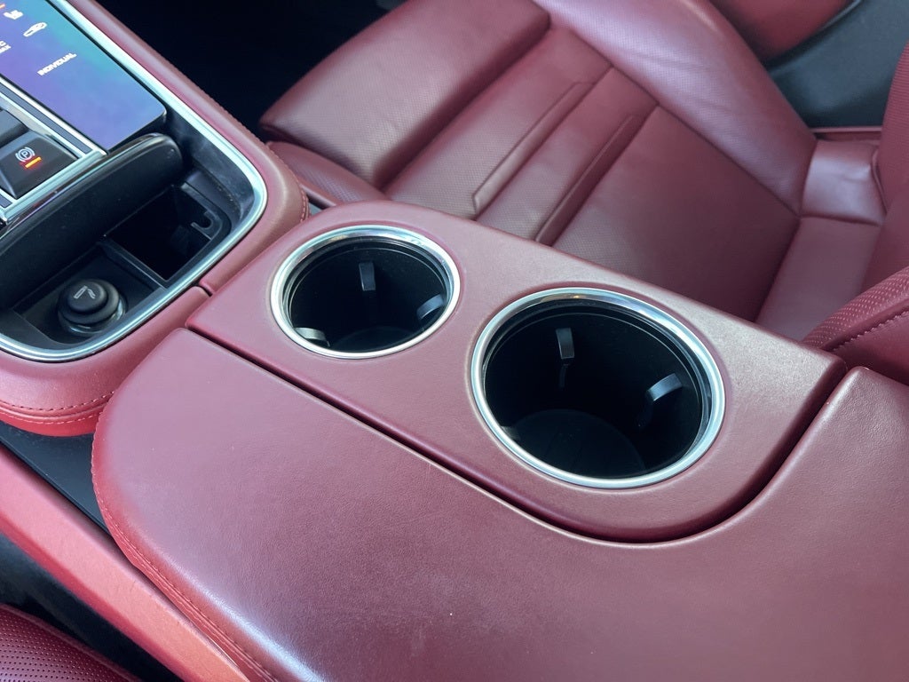 2018 Porsche Panamera Turbo