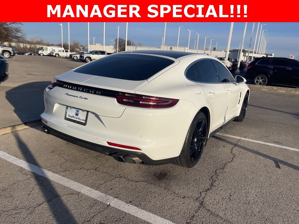 2018 Porsche Panamera Turbo