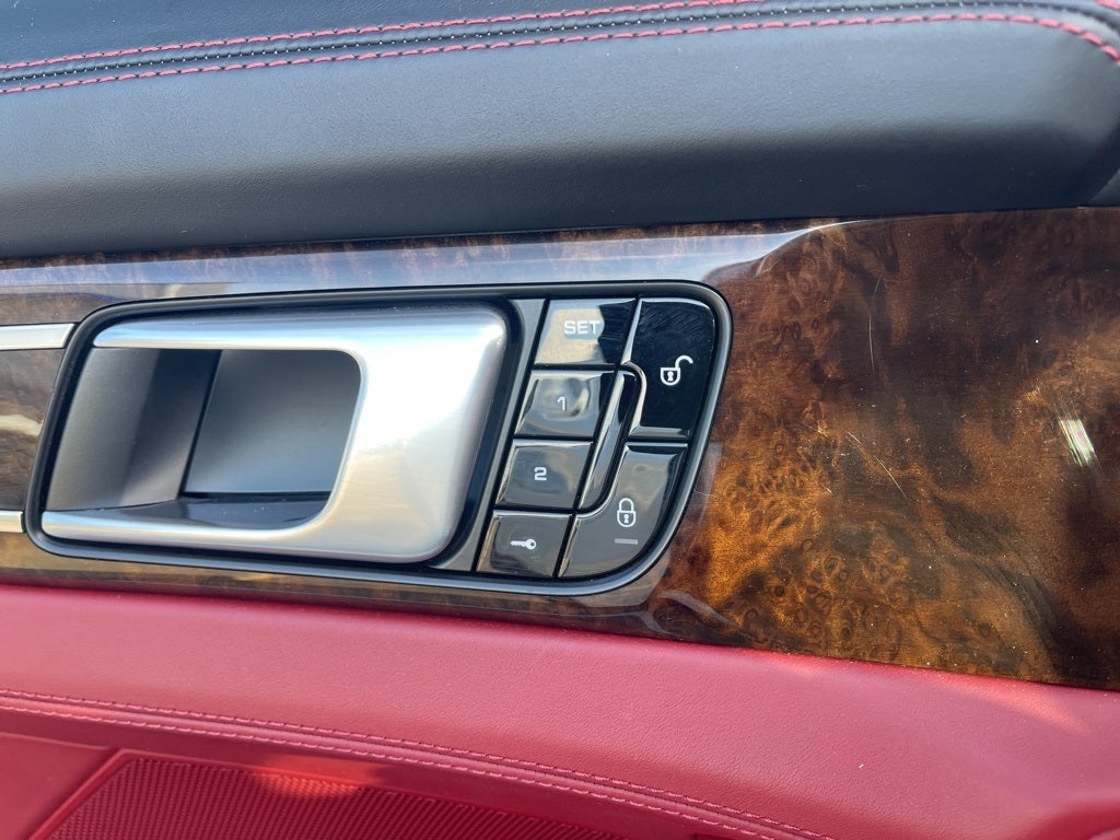 2018 Porsche Panamera Turbo