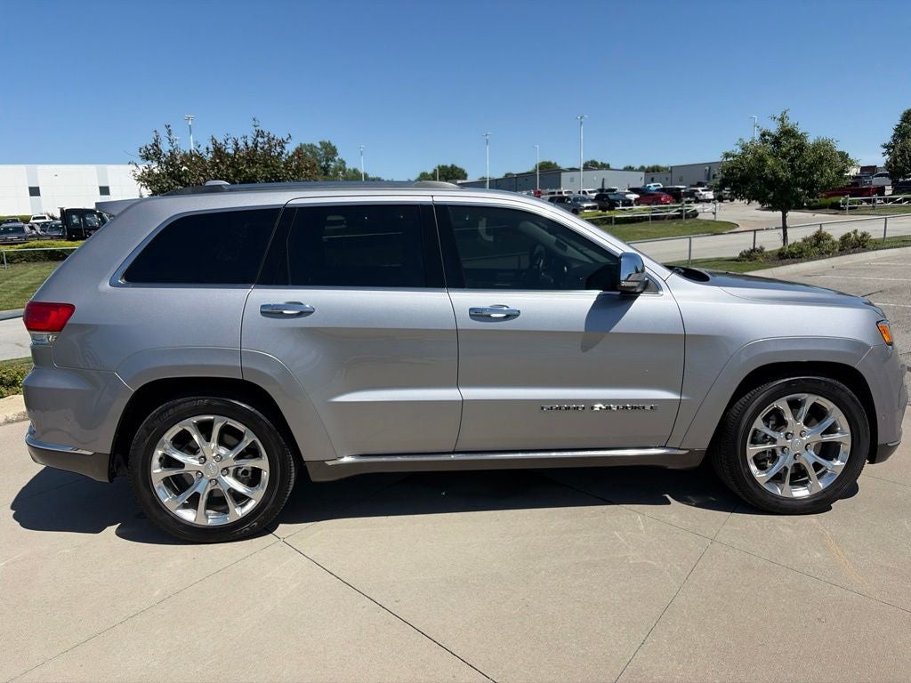 2021 Jeep Grand Cherokee Summit