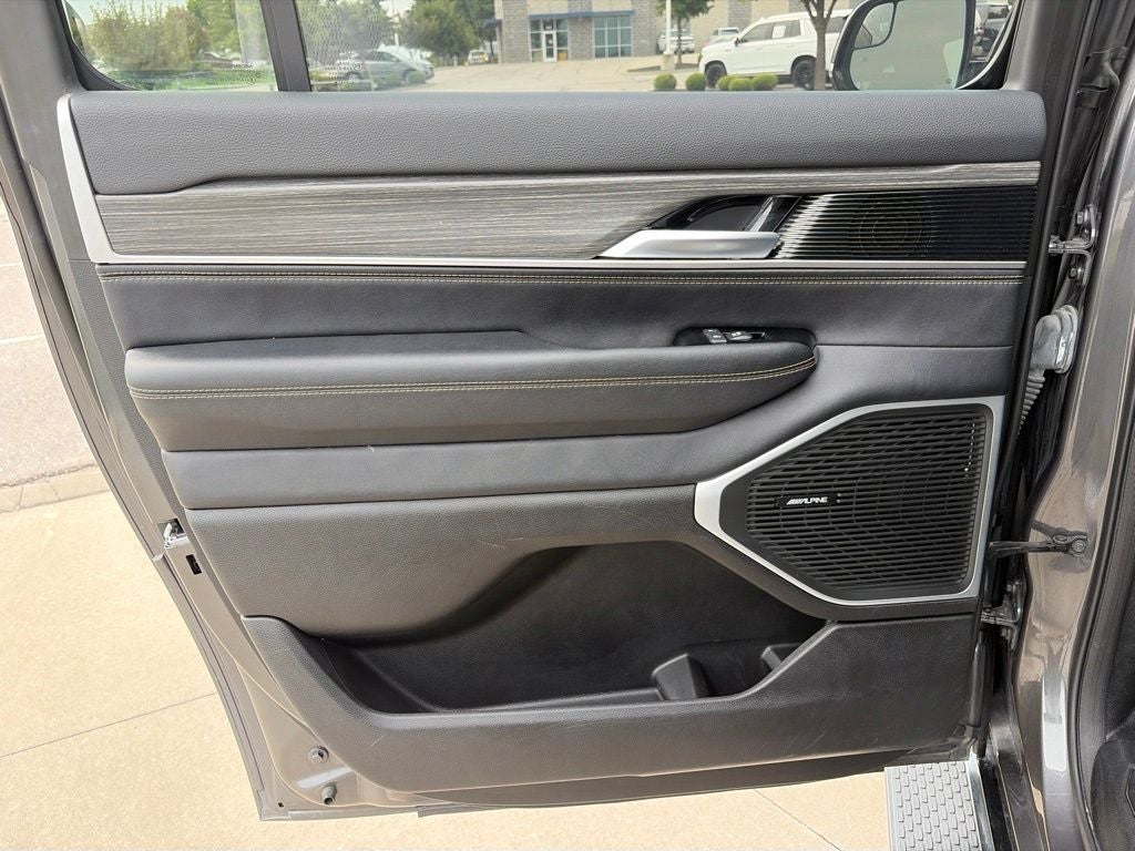 2024 Jeep Wagoneer L Series II