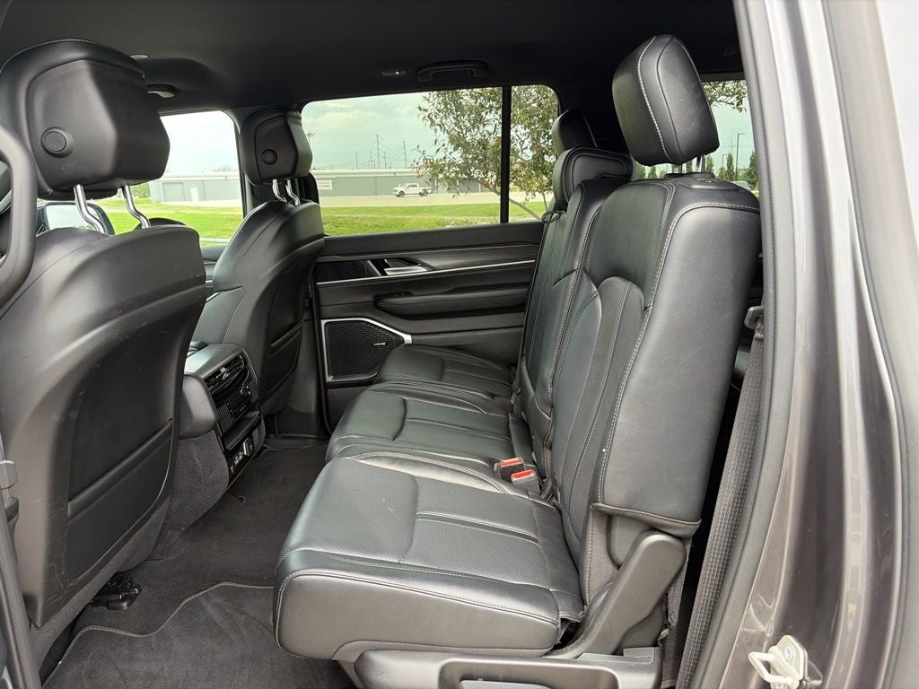 2024 Jeep Wagoneer L Series II