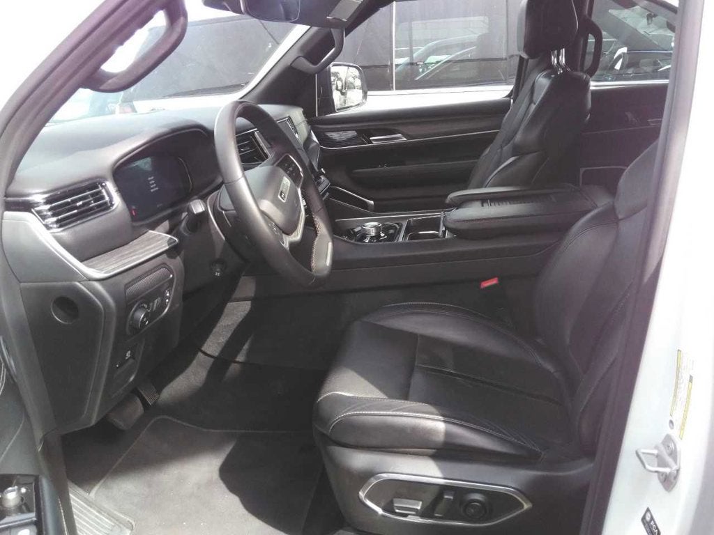 2024 Jeep Wagoneer L Series II