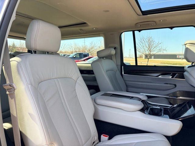 2022 Jeep Grand Wagoneer Series I