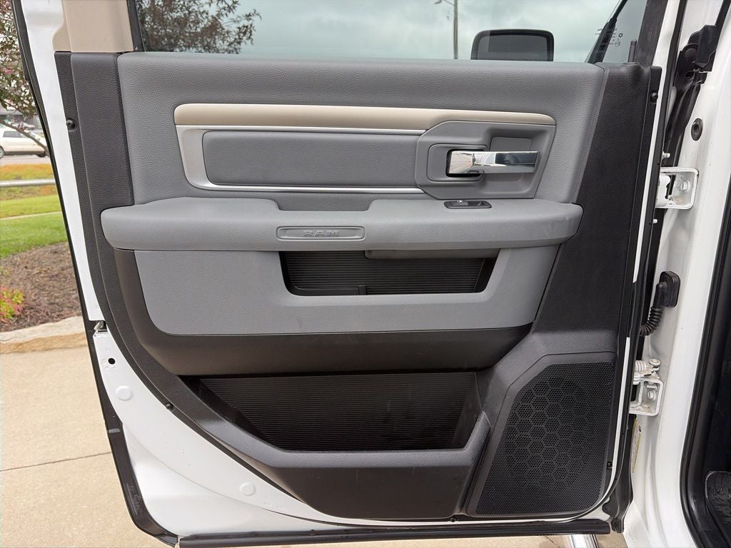 2018 RAM 1500 SLT