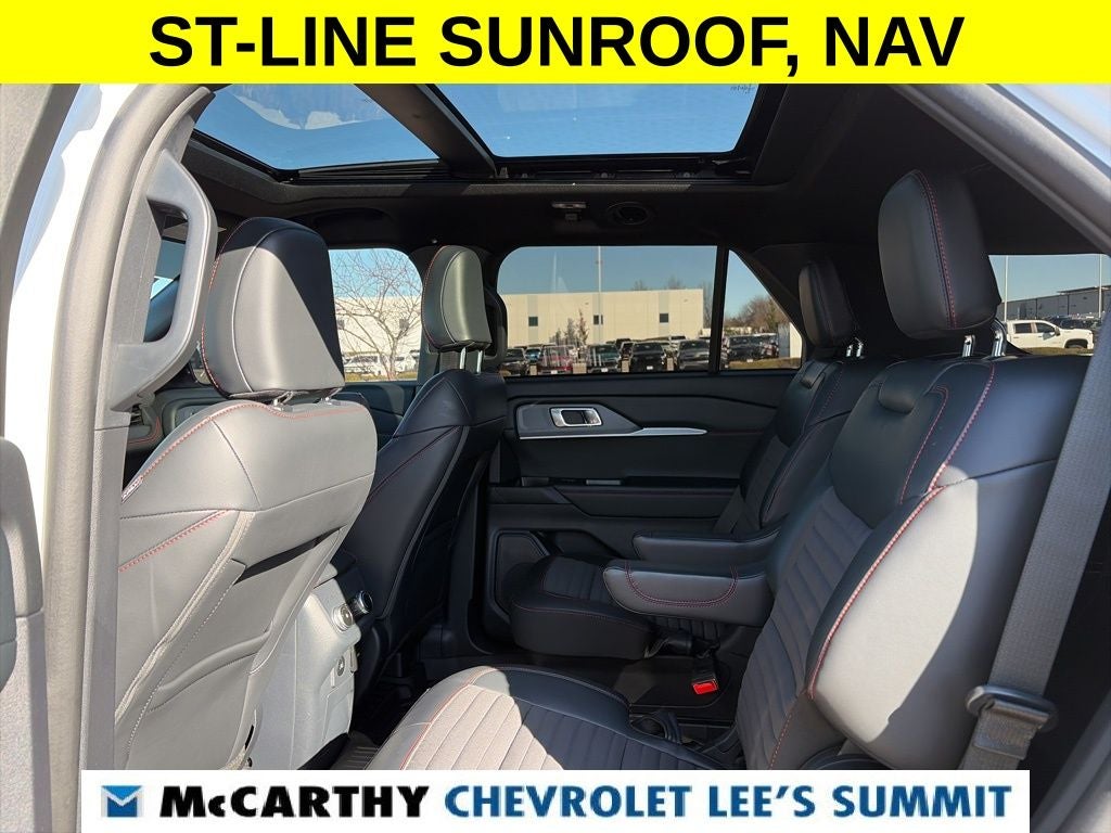 2025 Ford Explorer ST-Line