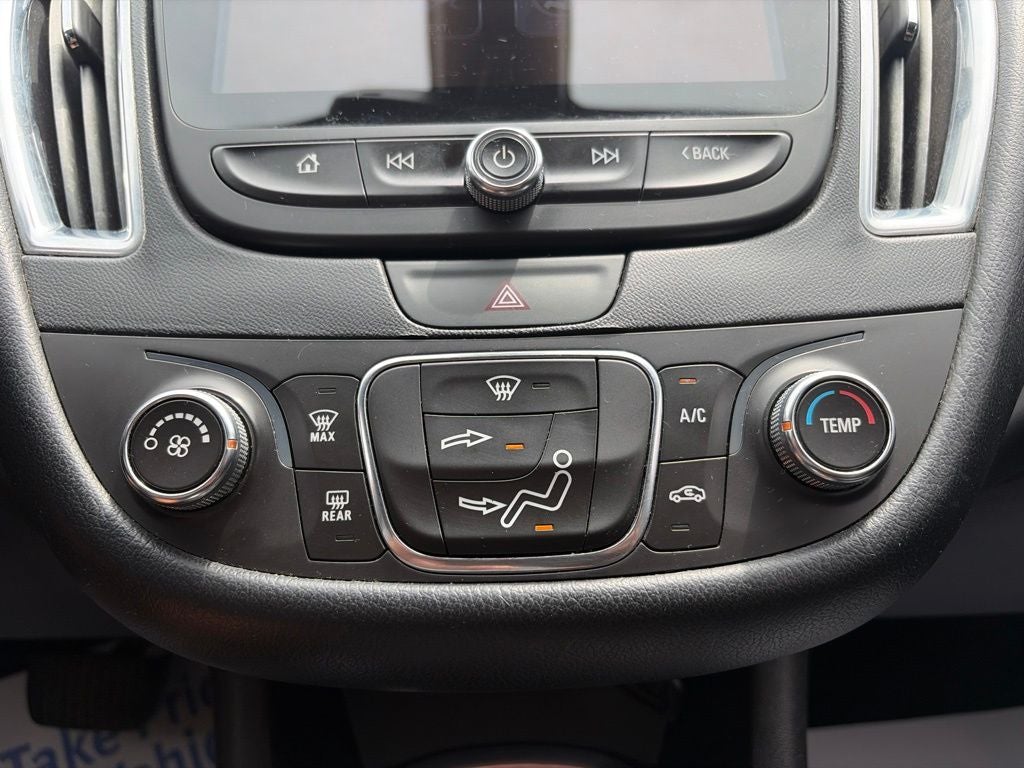 2017 Chevrolet Malibu LT 1LT