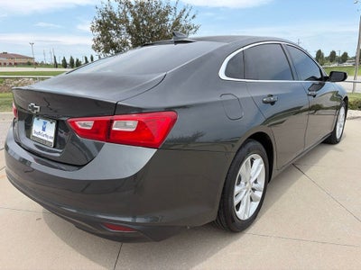 2017 Chevrolet Malibu LT 1LT