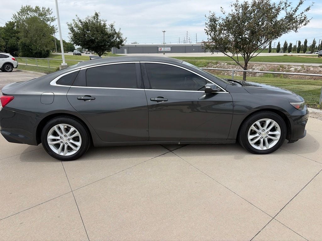 2017 Chevrolet Malibu LT 1LT