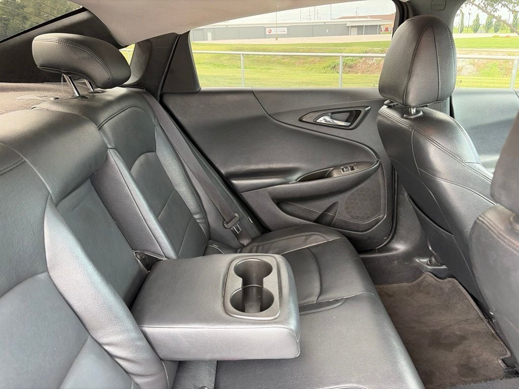 2017 Chevrolet Malibu LT 1LT