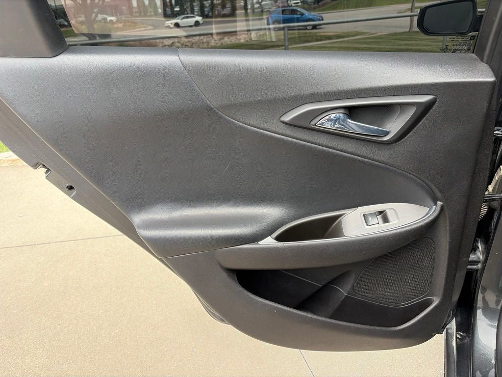 2017 Chevrolet Malibu LT 1LT