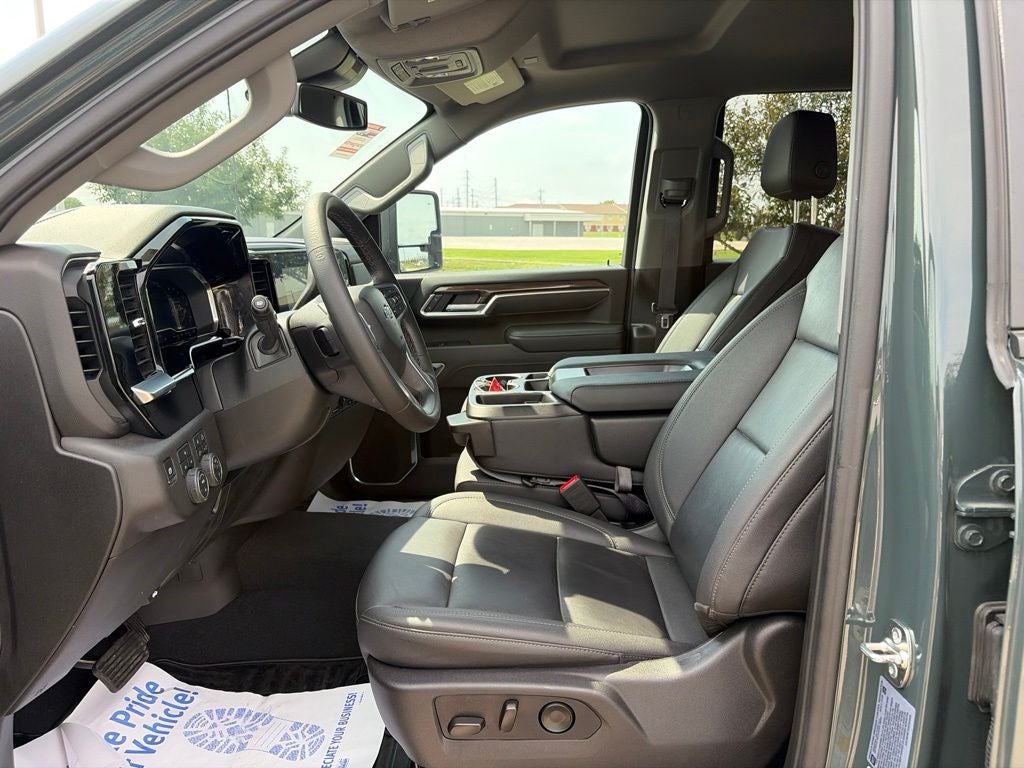2025 Chevrolet Silverado 2500HD LT