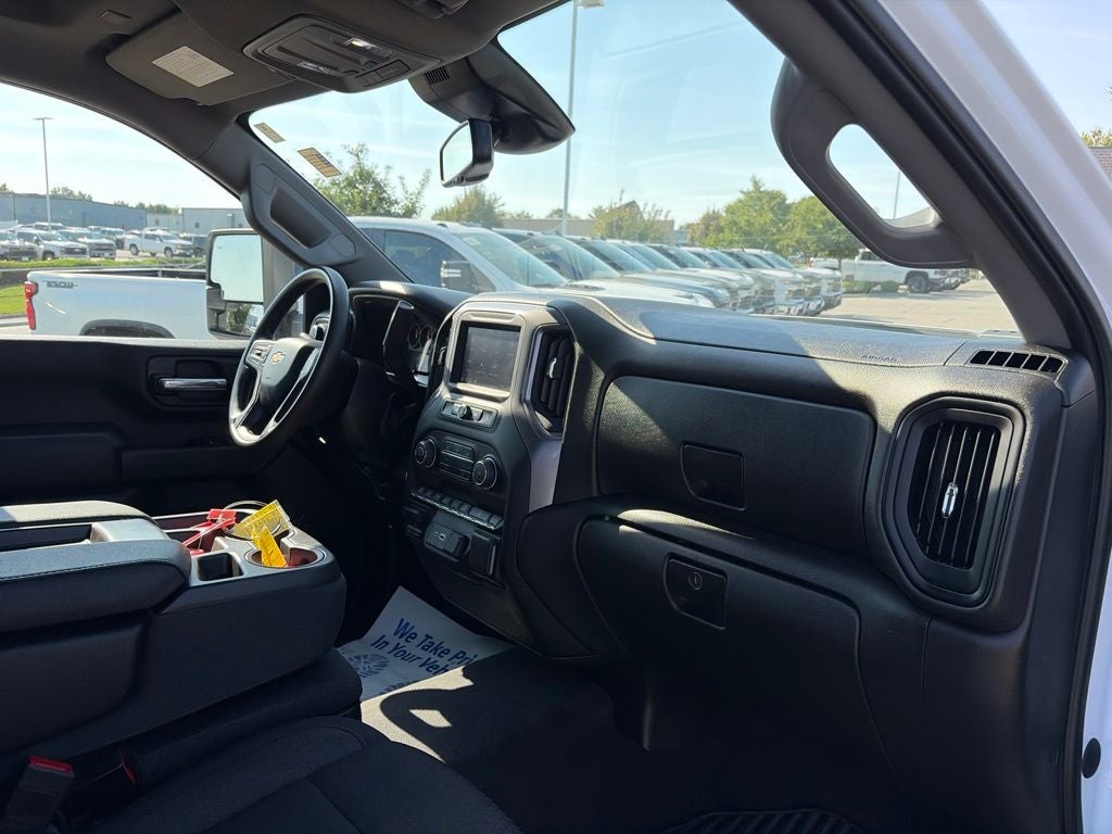 2024 Chevrolet Silverado 2500HD Custom