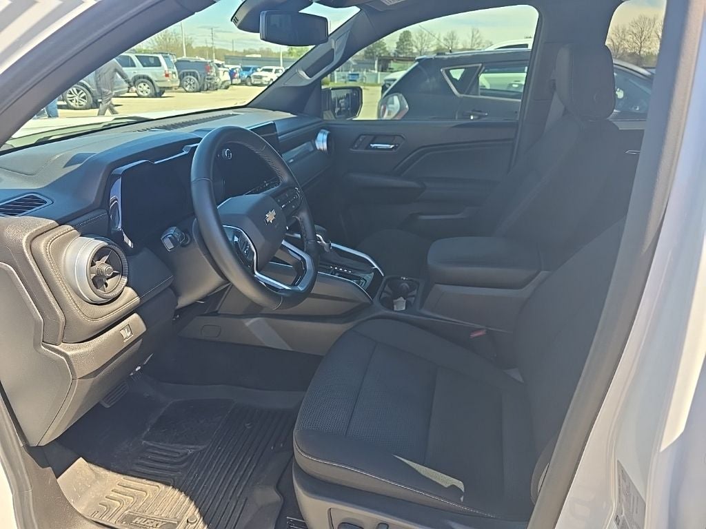 2025 Chevrolet Colorado LT