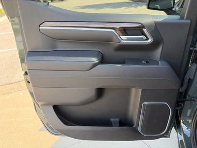2025 Chevrolet Silverado 1500 LT LT1