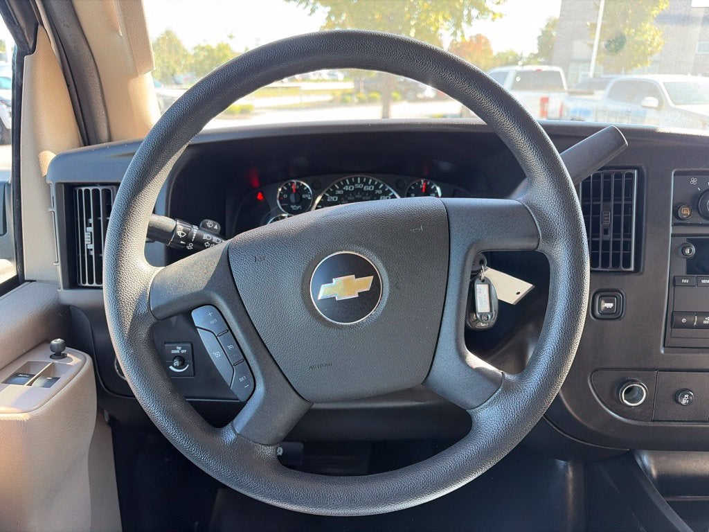 2024 Chevrolet Express 2500 Work Van Cargo