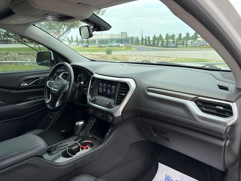 2017 GMC Acadia SLT-1