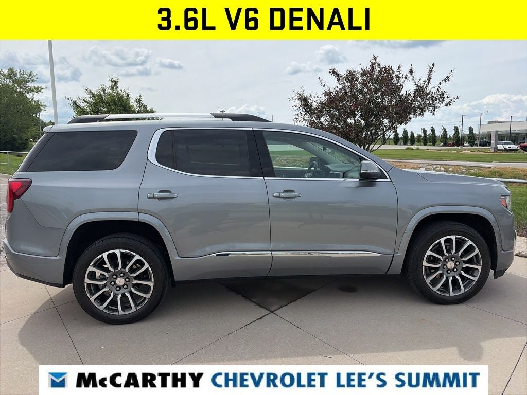 2023 GMC Acadia Denali