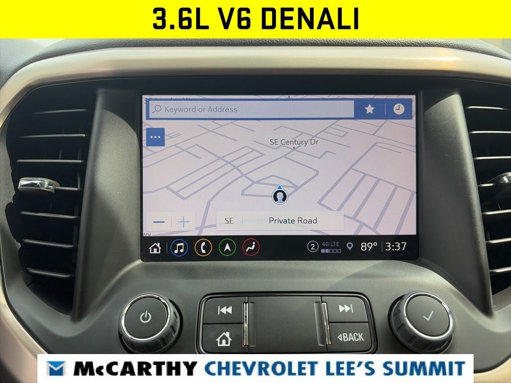 2023 GMC Acadia Denali
