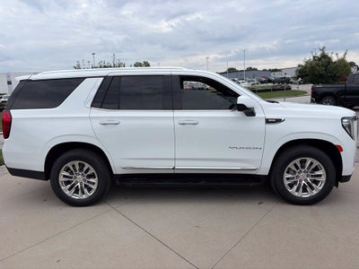2022 GMC Yukon SLT