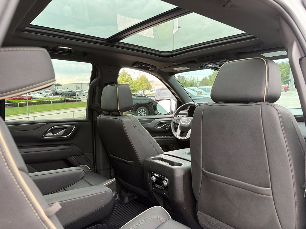 2022 GMC Yukon SLT