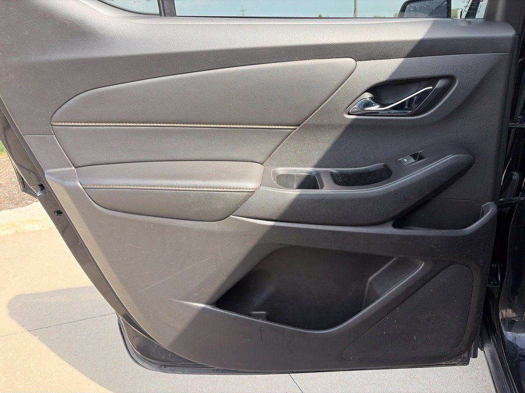 2018 Chevrolet Traverse LT Cloth w/1LT