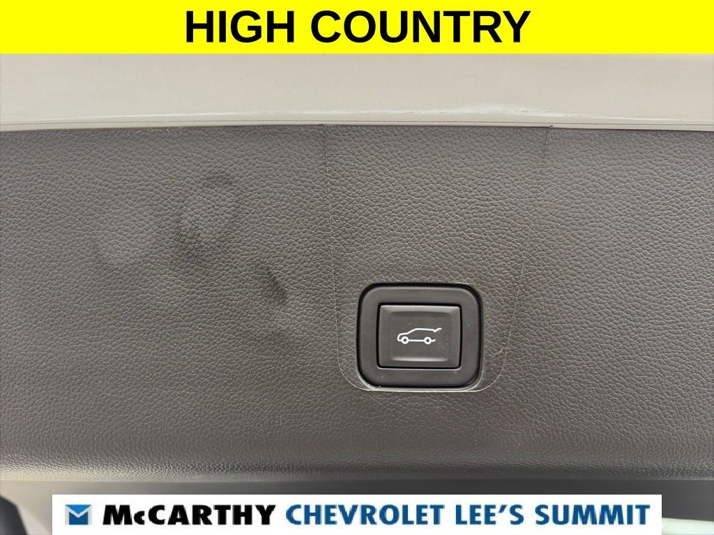 2023 Chevrolet Traverse High Country