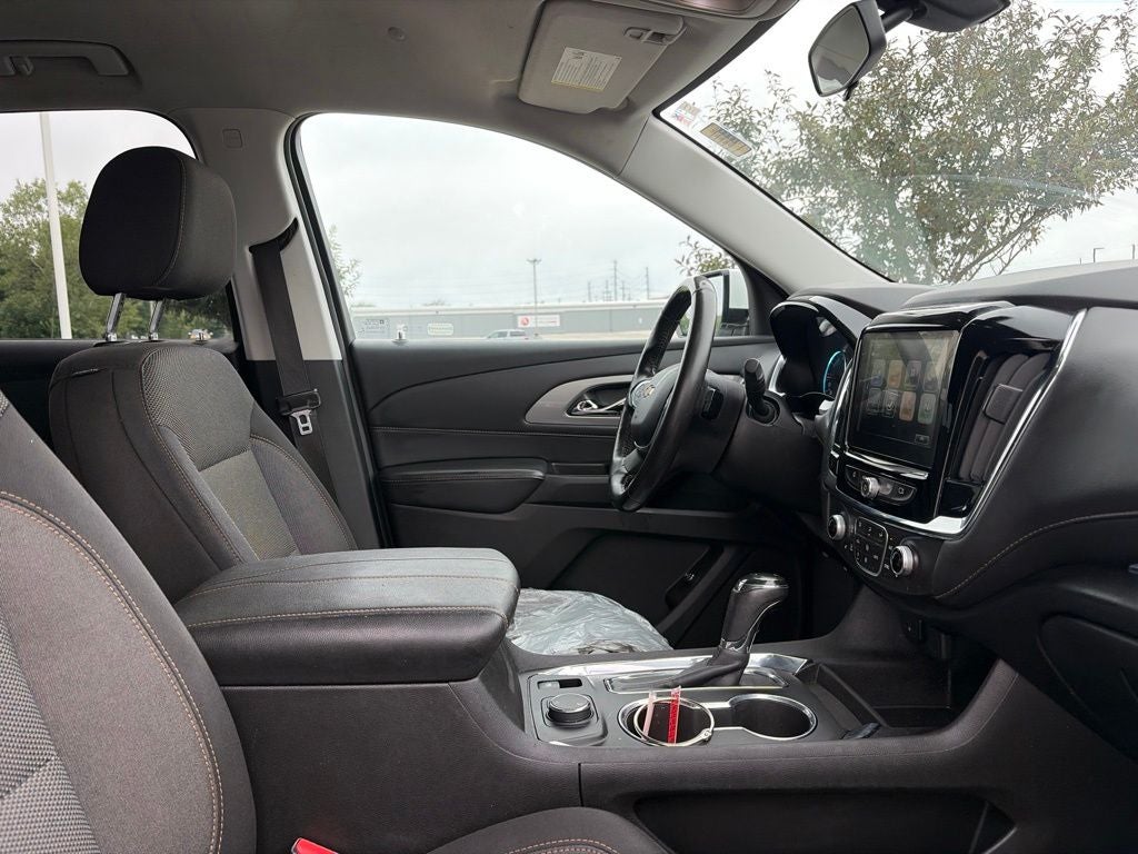 2018 Chevrolet Traverse LT Cloth w/1LT