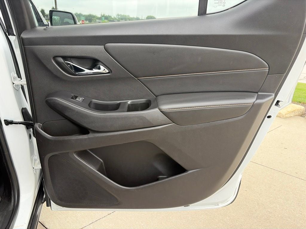 2018 Chevrolet Traverse LT Cloth w/1LT