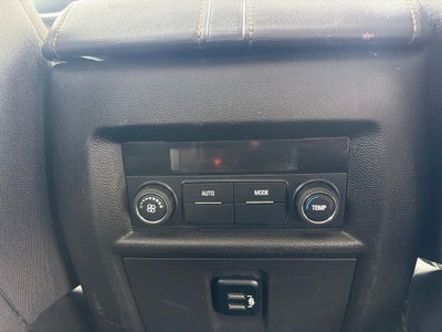 2018 Chevrolet Traverse LT Cloth w/1LT